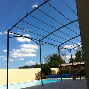 Pergolas ferronnerie sur mesure