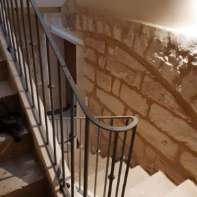 Rampe d'escalier sur mesure tournant - Villeneuve les Avignon Gard